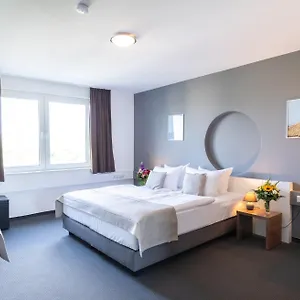 Hotel Aviva, Lipsko